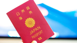 中国出張必須アイテム1.パスポート