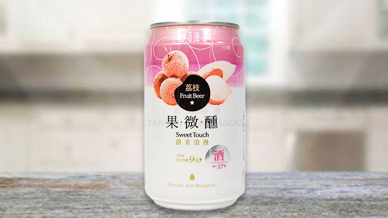 台湾ビール13.缶タイプの「ピーチビール」